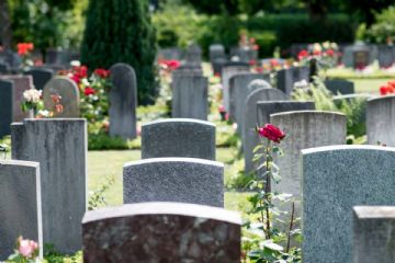 Esumazioni ordinarie - Cimitero di Saronno (via Milano)